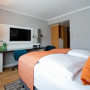 Hotel Berlin Airport - Conference Centre By Ihg Schönefeld
