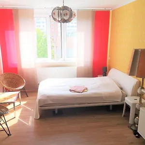 https://apt-mitte-von-mitte-blick-auf-den-turm.find-berlin-hotels.com